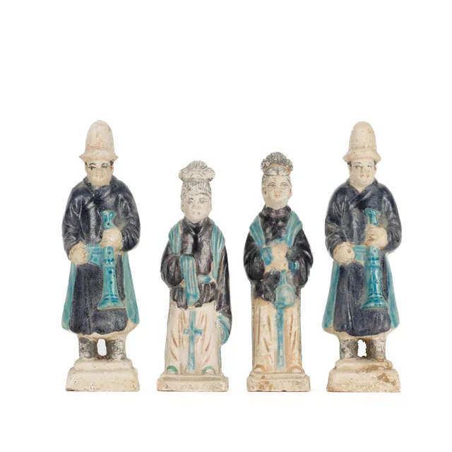 Four Chinese tomb guardian figurines made of earthenware (4)