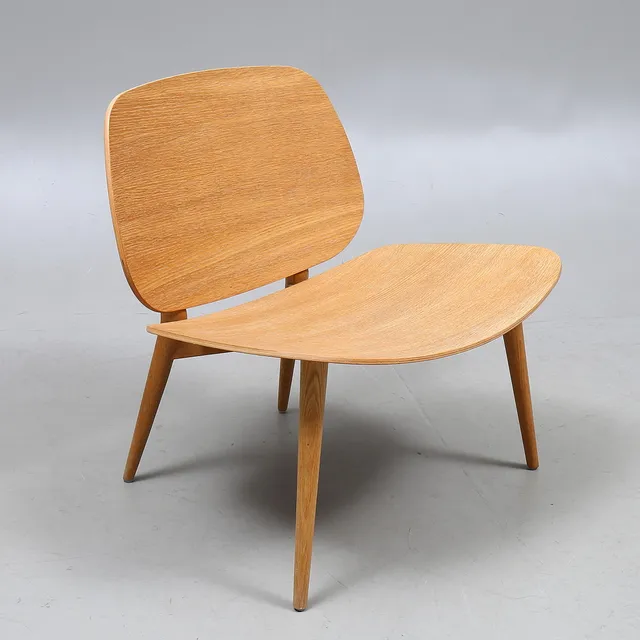 JONAS LINDVALL. Fåtölj, ek, Papa F-275, Skandiform, samtida.