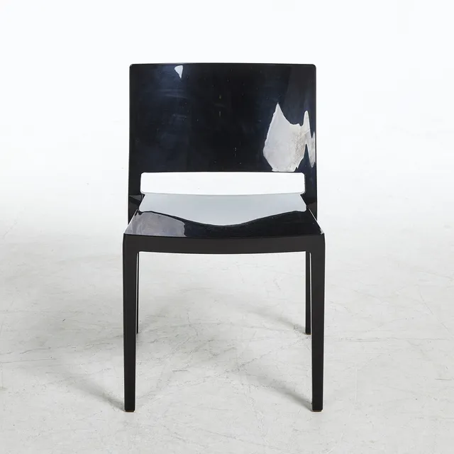 PIERO LISSONI & CARLO TAMBORINI. Stol, "Lizz", svart plast, formgiven 2008, Kartell.