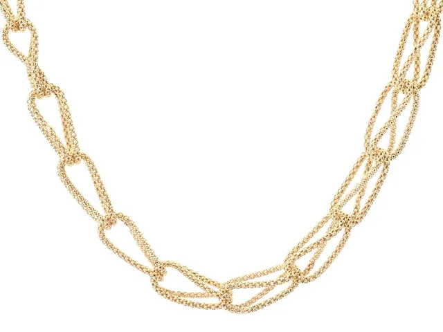 MARCELLO PANE, collier, förgyllt sterlingsilver, längd 39-44 cm, vikt 15,2 g, etui.