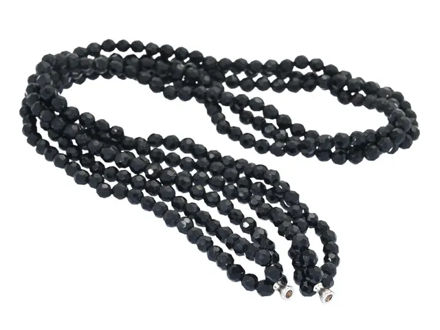 OLE LYNGGAARD, collier, 3 - radig, onyx, dobbar, ej lås, längd 44 cm.