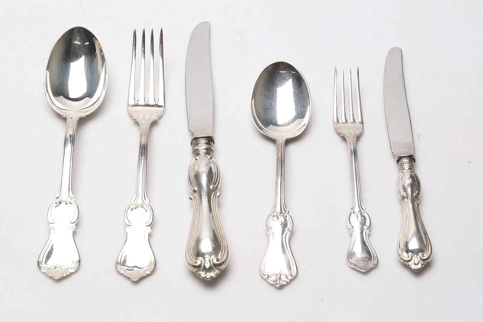 BESTICK, 77 delar, silver, "Olga", 1900-tal. — Silver — Gomér & Andersson Linköping