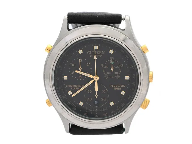 CITIZEN, Chronograph Alarm, Serie nr. 9011276, Boett nr. 3510-351835 Y / GN-4-S, herrur, 38 mm, bicolour, quartz, mineralglas, kronograf, datum, alarm (defekt), läderband, ca 1989.