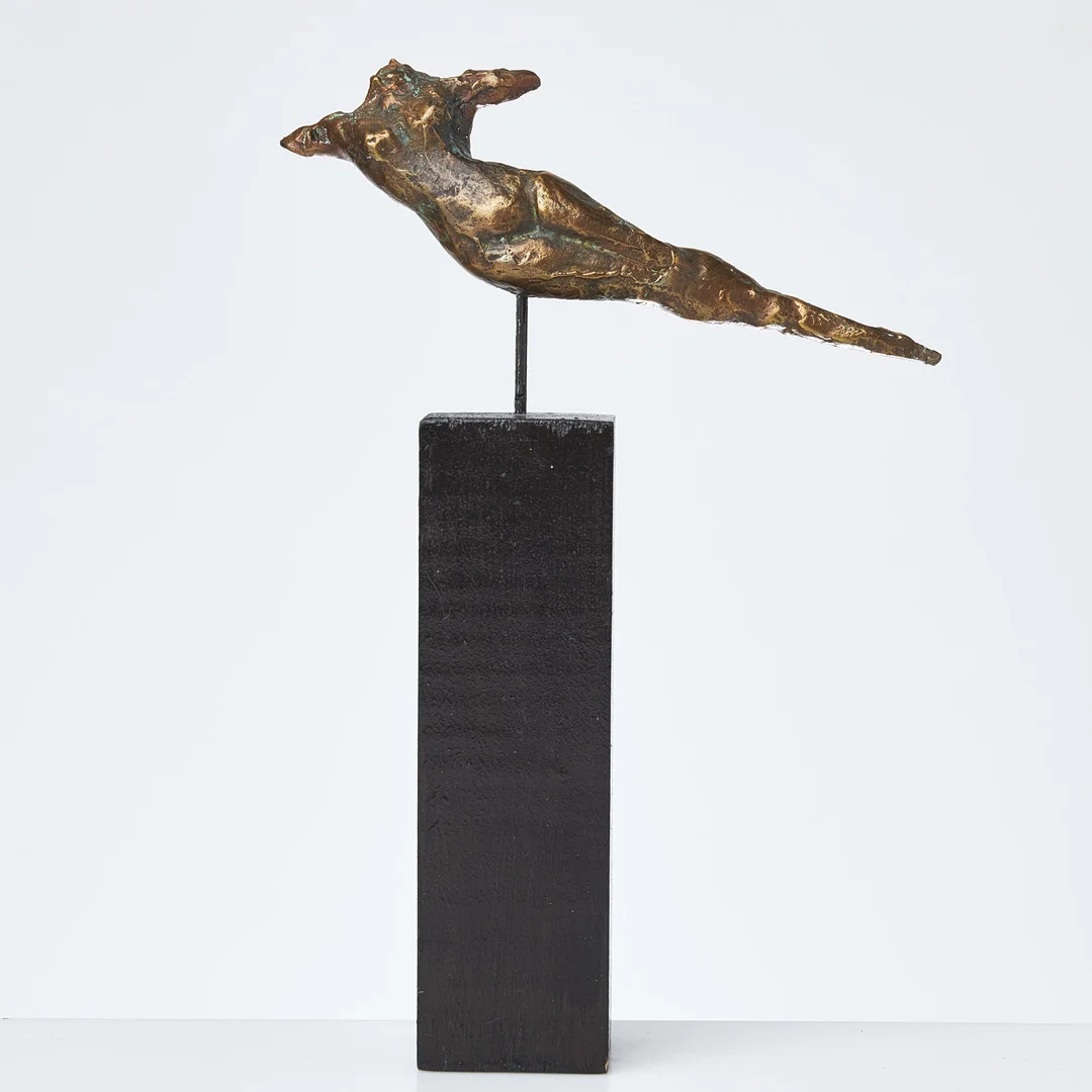 MARI KOORT (född 1962), skulptur, i form av nakenkvinnogropp, signerad undertill, brons. — Sculptures & Bronzes — Stockholms Auktionsverk Sickla
