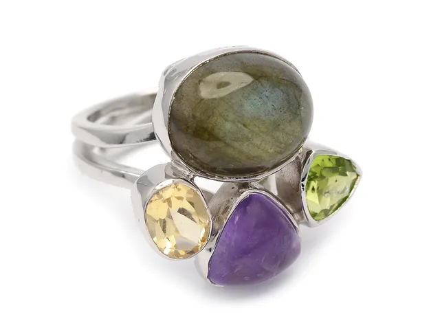 RING, sterlingsilver, citrin, labradorit, ametist, peridot, stl 17,75 mm, vikt 10,8 g.