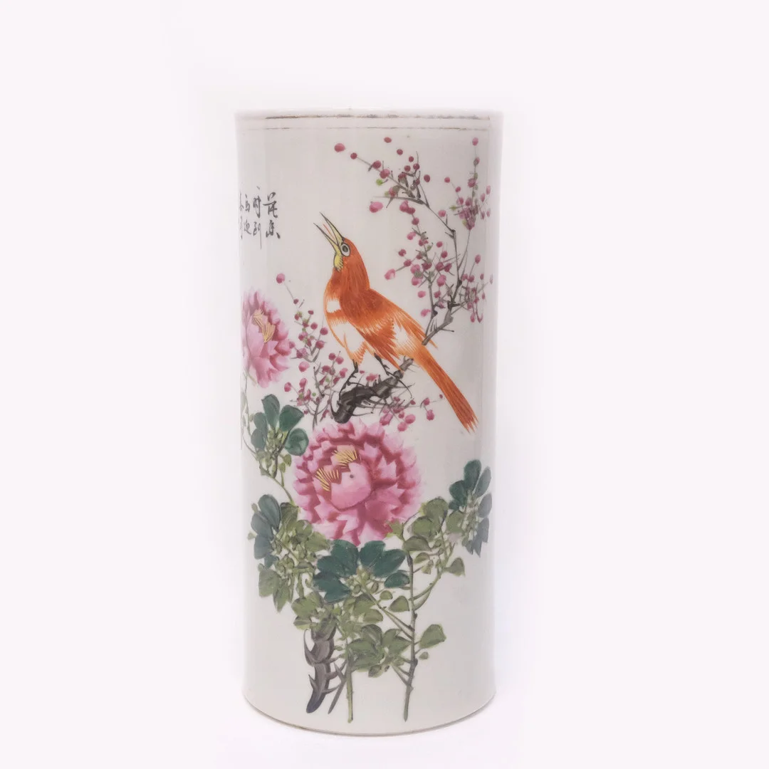 PENSELVAS, PORSLIN, KINA, 1900-TAL. — Ceramics & Porcelain — Björnssons Auktionskammare