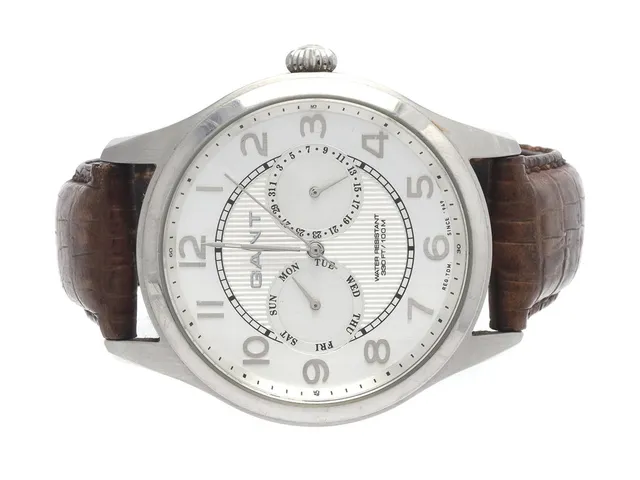 Gant Hastings, quartz, går ej, 44mm, W70252 dag/datum, med slitet läderband