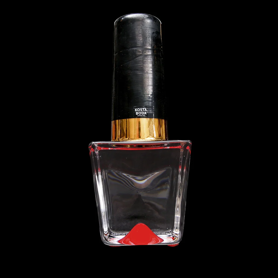 ÅSA JUNGNELIUS. glas, nagellack, ur make up serien, Kosta. — Art glass — Limhamns Auktionsbyrå