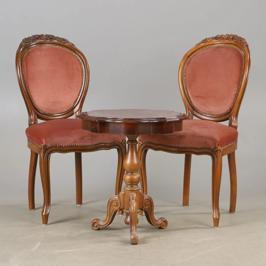 SITTGRUPP, 3 delar, mahogny, rokokostil. — Sofas & Seatings — Helsingborgs Auktionskammare