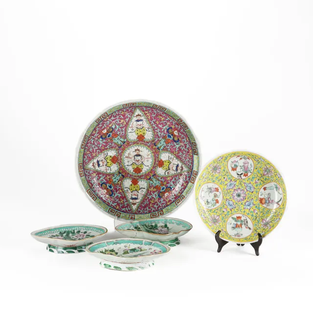 Collection of Chinese porcelain, 19th/20th century (5)