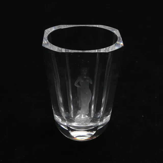 NILS LANDBERG. VAS, glas, Orrefors, graverad kvinna, 1940-tal.