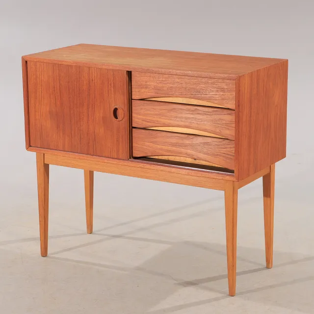HALLBYRÅ, teak/ek, 1900-talets mitt.