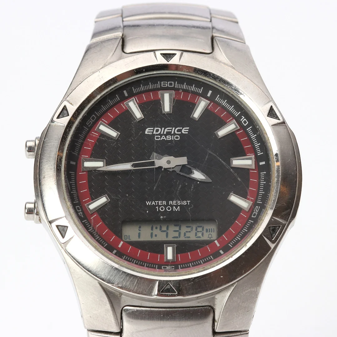 CASIO EDIFICE, ARMBANDSUR. Stål, quartz. — Wristwatches — Skånes Auktionsverk