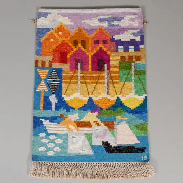 INGEGERD SILOW. Röllakan, "Fiskeläge", bonad, signerad.