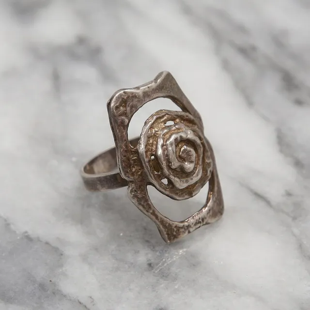 ERIK GRANIT. RING, STERLINGSILVER, FINLAND.