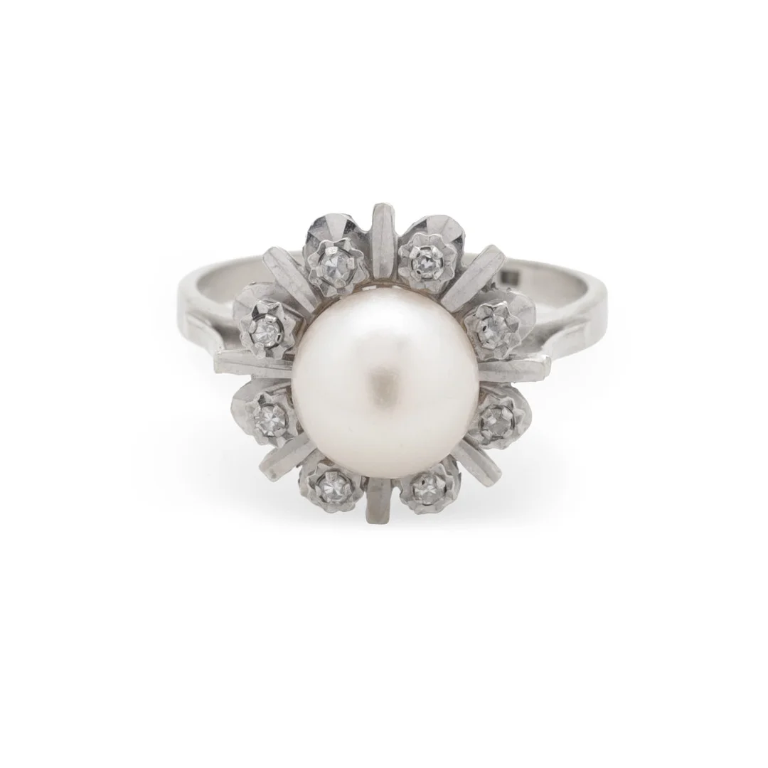 Ring af 14 kt hvidguld, med perle og sten. — Rings — Palsgaard Kunstauktioner
