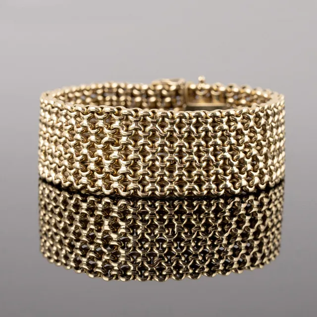 Gold-Armband.