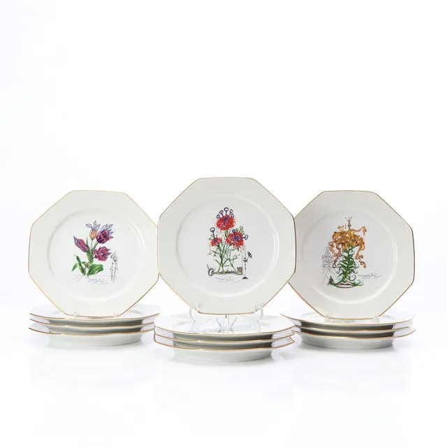 ROYAL COPENHAGEN, SAMLARTALLRIKAR, 12 ST. "Las Flores Dalinas", med motiv efter Dali.
