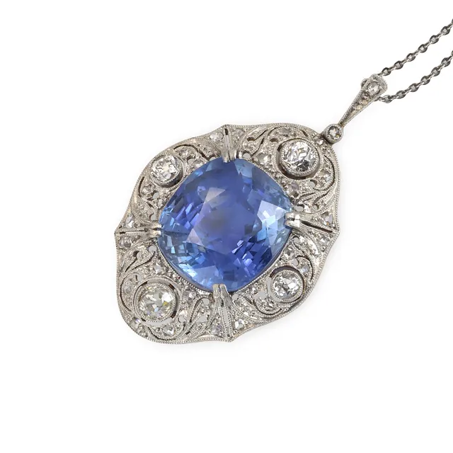 18CT (17.55CT) UNHEATED SAPPHIRE NECKLACE.