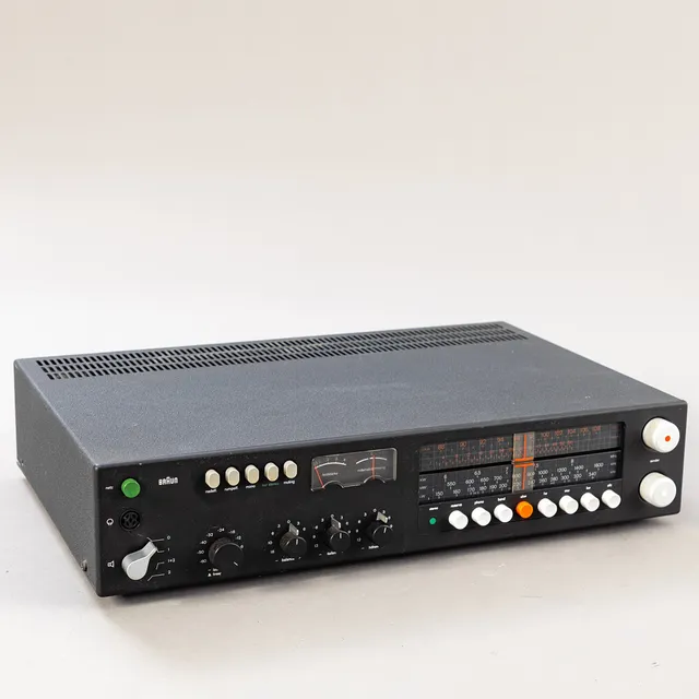 DIETER RAMS. Braun. Tuner-Vorverstärker CES 1020.