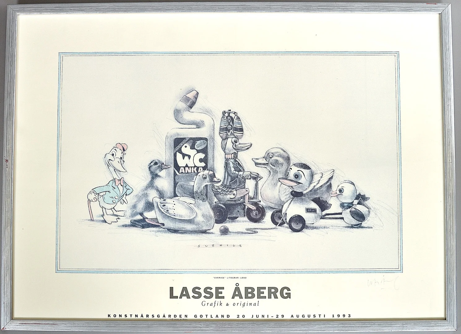 LASSE ÅBERG. f 1940, Färglitografi, tryck efter "Sverige Litografi 1993", originalsignerad. — Engravings & Prints — Auktionsverket Engelholm