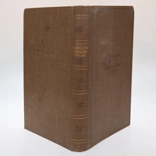 VÄRLDSATLAS, "Nordisk Världsatlas", S. Zetterstrand och Karl D.P. Rosén, Förlag Stockholm, 1926.