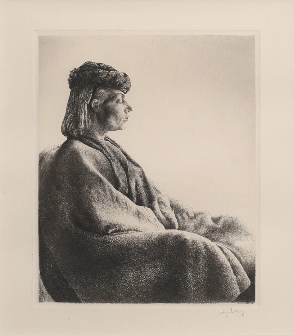 STIG ÅSBERG (1909-1968). "DAM MED PÄLSMÖSSA". — Engravings & Prints — Crafoord Auktioner Lund