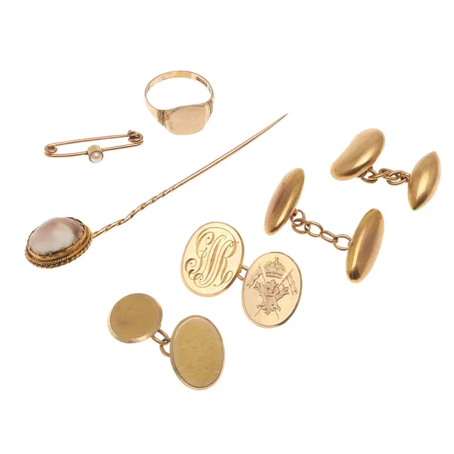 ASSORTED GOLD CUFFLINKS ETC.