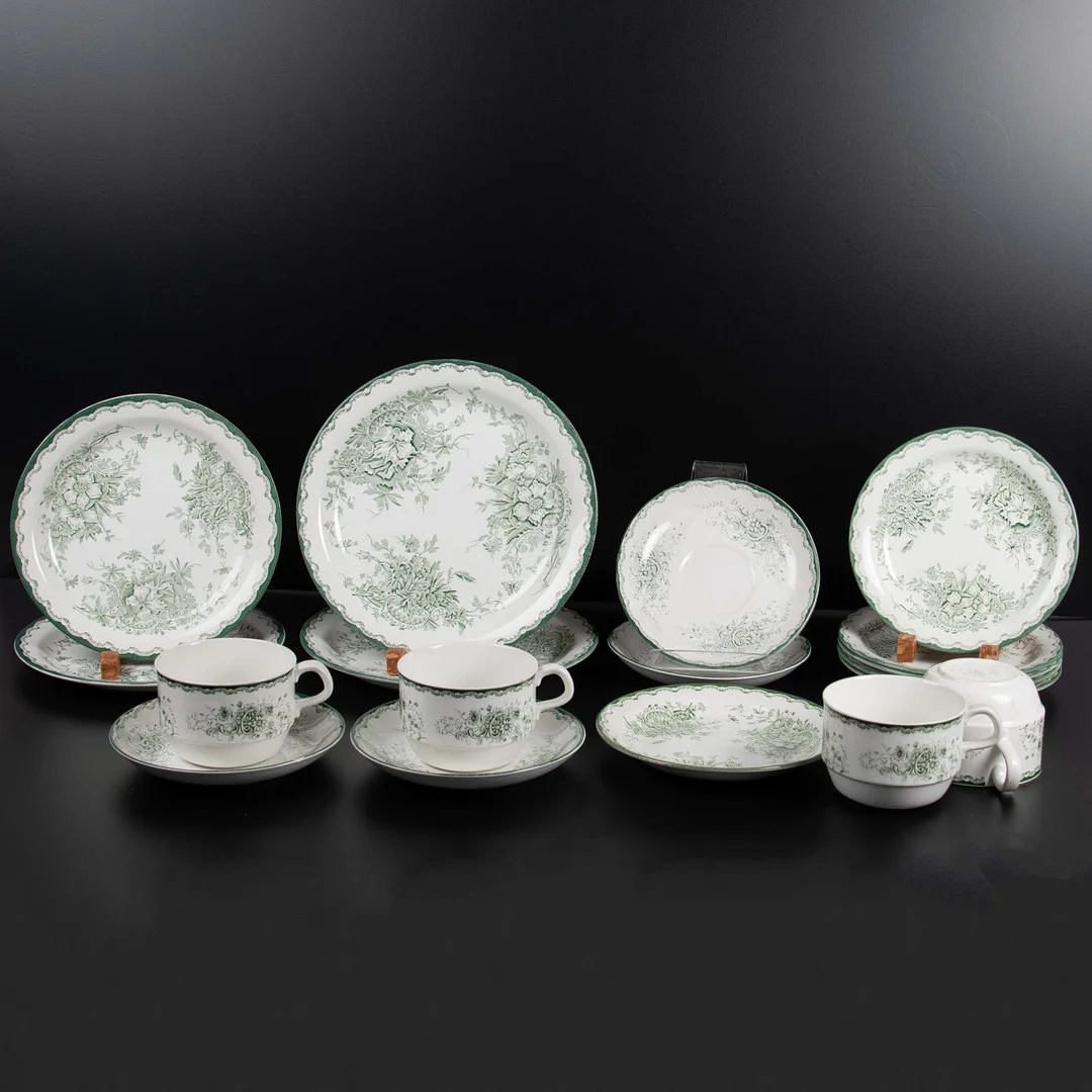 SERVISDELAR GRÖN ANNA. Rörstrand, 17 delar. — Tableware — Laholms Auktionskammare
