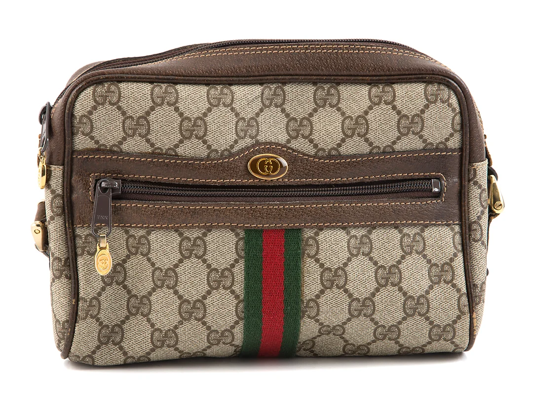 VÄSKA. GUCCI, vintage, monogram canvas, 21x16x6cm, utvändigt bruksslitage, invändigt grovt sllitet foder — Accessoarer/Väskor — Kaplans