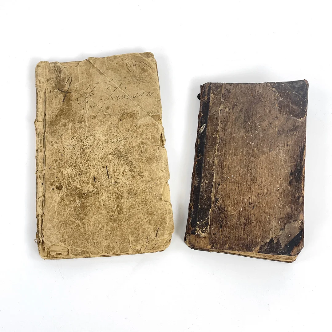 BOK & SMÅSKRIFTER, 2 st, bl.a. "Christens Resa", 1700/1800-tal. — Books — Roslagens Auktionsverk