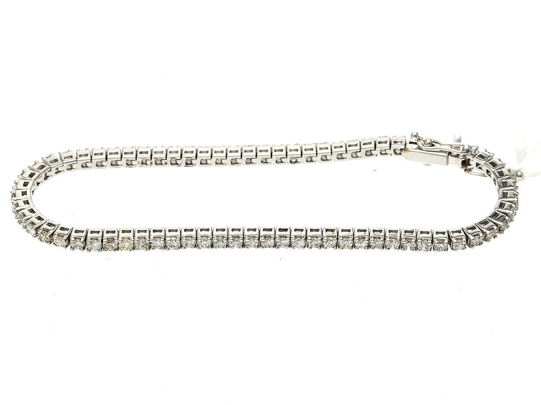 Tennisarmband 18K vitguld 10,4g 16,5cm med diamanter 71xca0,03ct brilljant-, åttkant- och gammelslipade — Smycken/Övriga — Kaplans