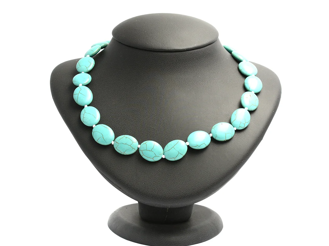 COLLIER, howlit, längd 42 cm, lås i vitmetall. — Smycken/Collier — Kaplans