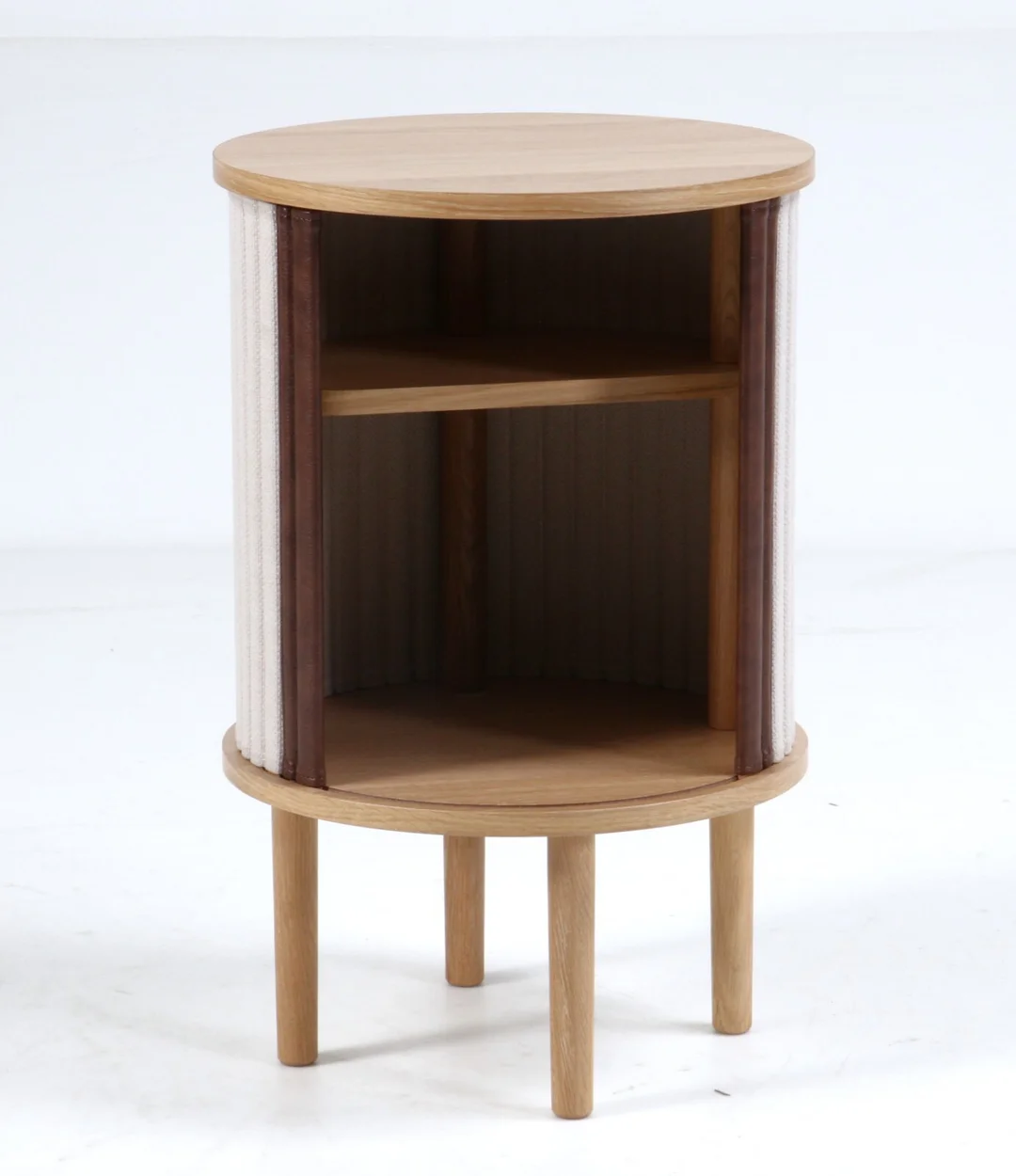 Jonas Søndergaard for Umage. Side table, model Audacious, exhibition model — Furniture/Cabinets, chests of drawers — Lauritz