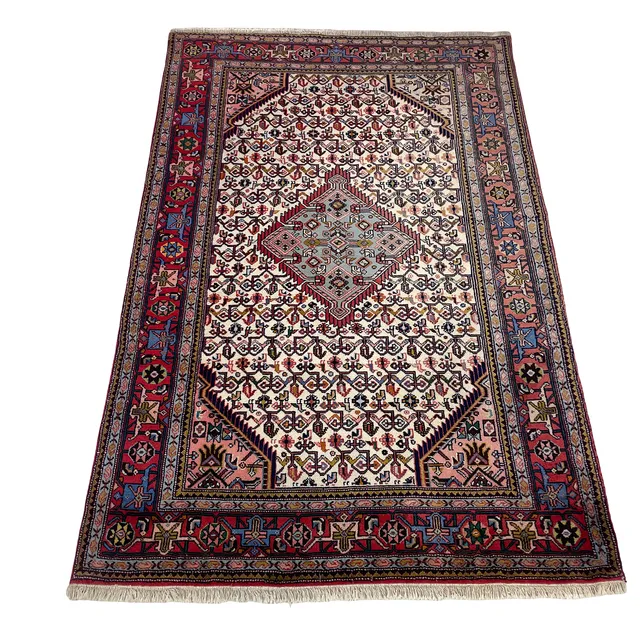 MATTA, persisk, figural, ca 130x195 cm.