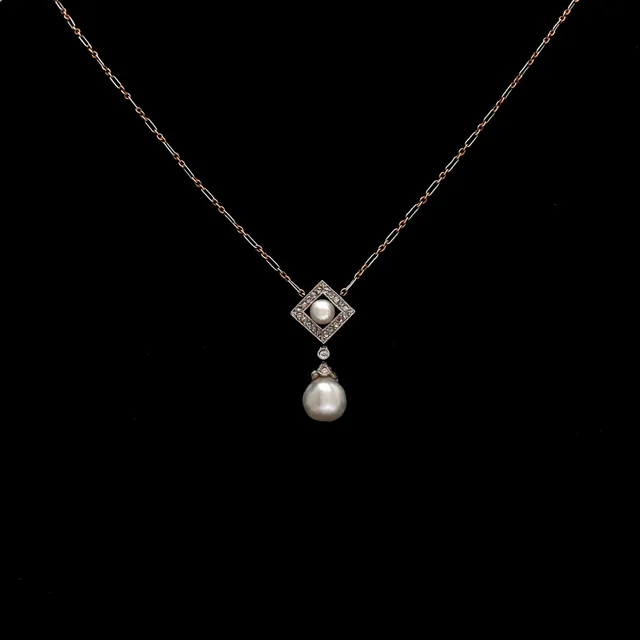 Pearls and diamonds choker, early 20th Century.