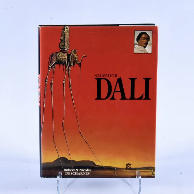 BOK, Salvador Dali, Robert & Nicolas Descharnes.