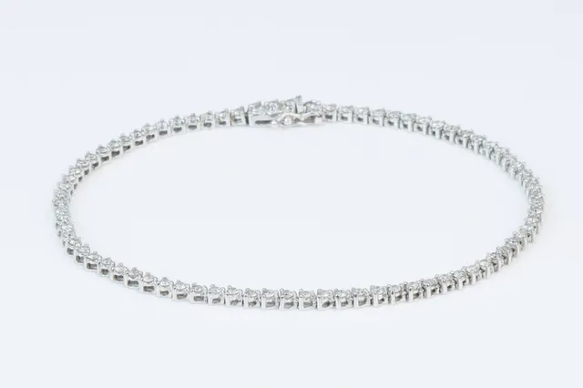 A diamond bracelet of 18k white gold, approx. 1.45 ct.