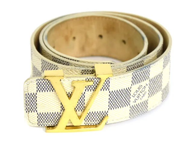 SKÄRP, LOUIS VUITTON, Initiale, Damier Azur, längd 80cm, bredd 4cm, spännet saknar 2 av 3 skruvar på baksidan, dustbag.
