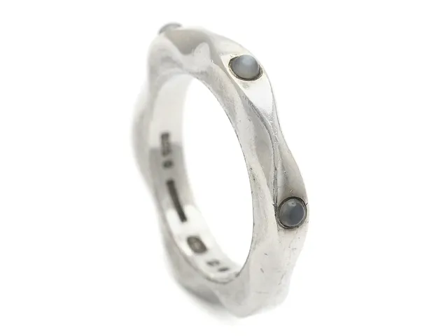GEORG JENSEN, ring, sterlingsilver, 3 cabochonslipade månstenar, nr 261, stl 17,75 mm, vikt 8,3 g.