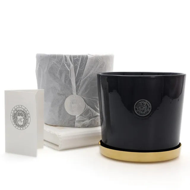 FIRMA SVENSKT TENN. Ytterfoder med krukfat, 2 delar, "Tolvekarna" design Erika Pekkari, stengods i mörkblå glasyr, krukfat i mässing, designad 2011.
