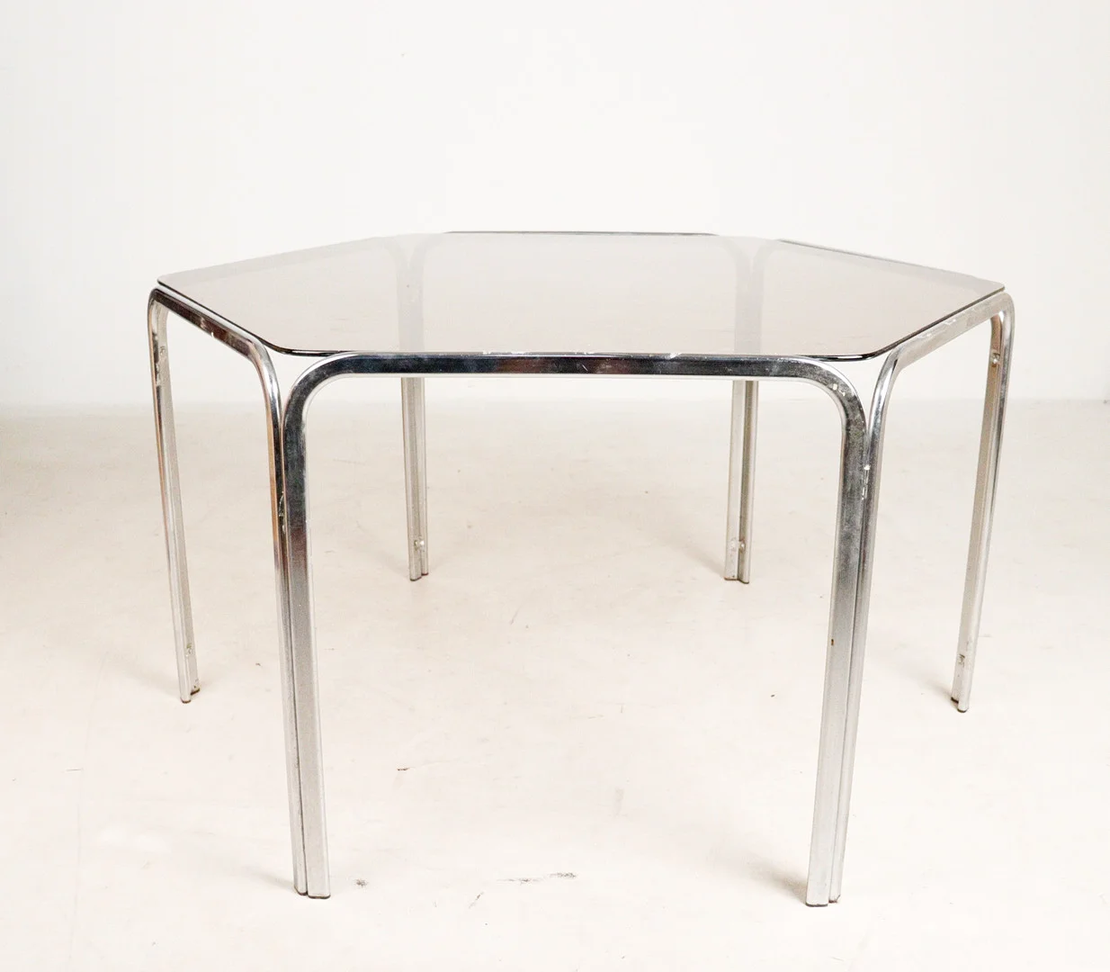 Gastone Rinaldi, Esstisch der 1970er Jahre. — Tables — Stockholms Auktionsverk Düsseldorf/Neuss