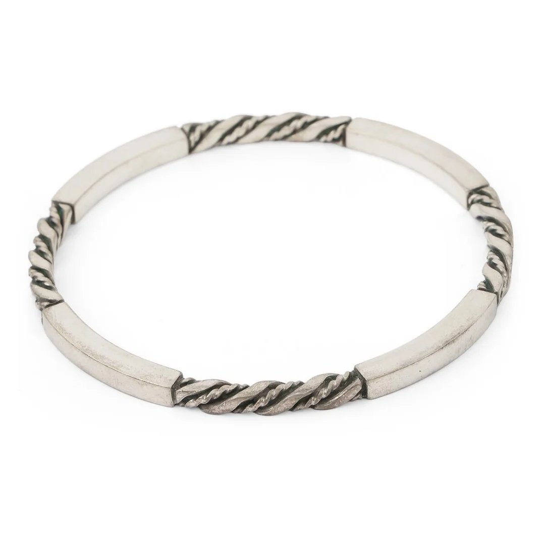 A bangle of sterling silver. Design no. 17 C. Weight app. 28 g. W. 3.8 mm. Inner diam. 6.2 cm. Georg Jensen after 1945. — Jewellery/Georg Jensen jewellery — Bruun Rasmussen