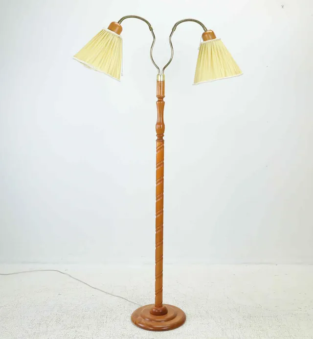 GOLVLAMPA, 2-armad, Markslöjd, Sweden, 2000-tal.
