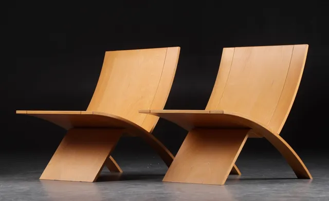 Jens Nielsen. To lænestole model 'Laminex' (2)