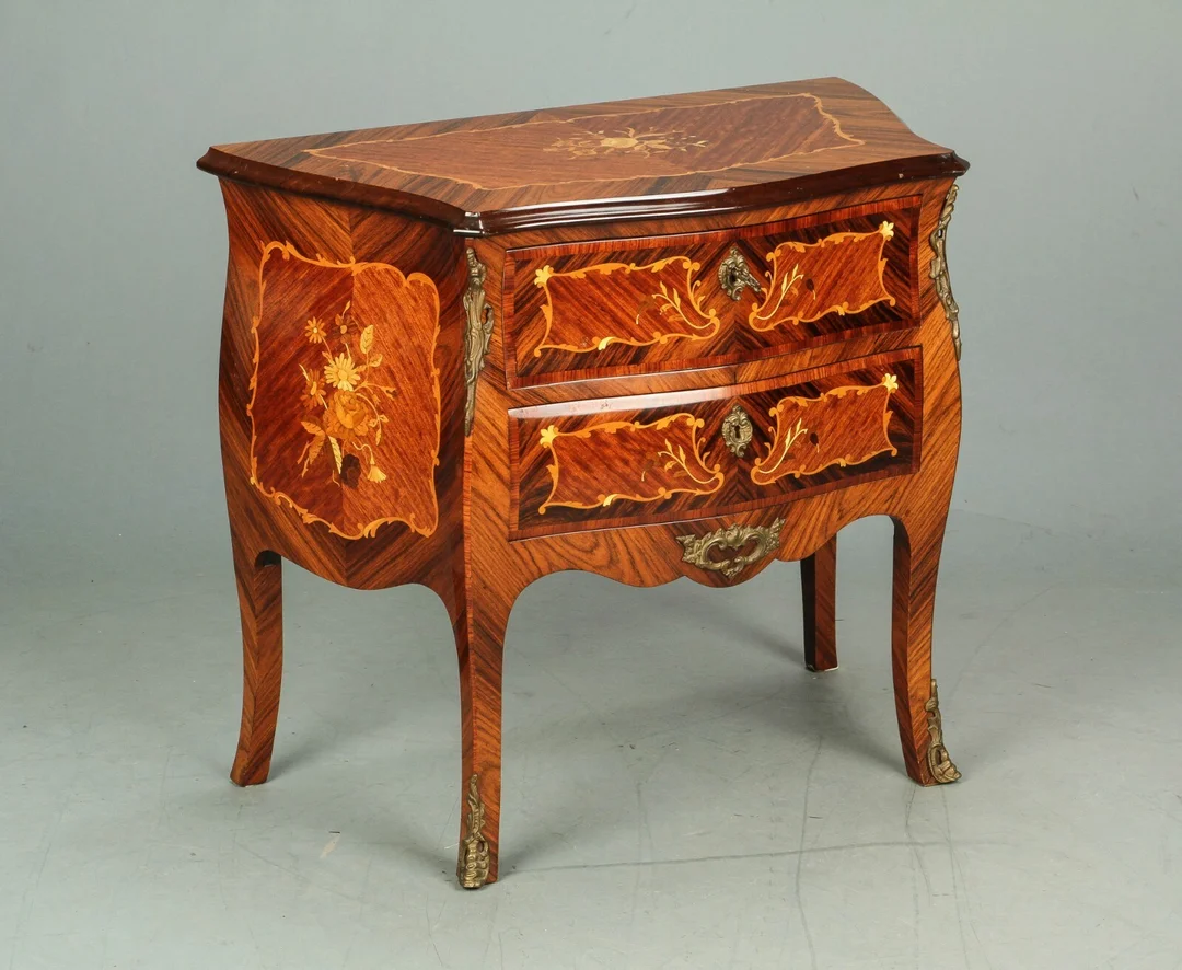 Kommode af rosentræ — Furniture/Cabinets, chests of drawers — Lauritz