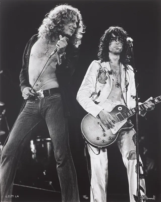 ED FINNELL. Robert Plant & Jimmy Page, Led Zeppelin, "Presence Tour", Los Angeles, 21 Juni 1977, signerad Ed Finnell, numrerad 18/50.