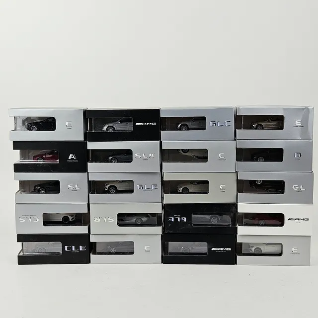 MODELLBILAR, 20 st, skala 1:43, Mercedes-Benz.