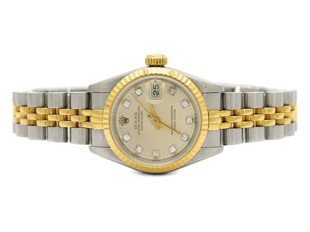 ROLEX, Oyster Perpetual, Datejust, Chronometer, Ref nr. 69173, Serie nr. 8262361, Cal 2135, Verk nr. 149263, Boett nr. 69000A, damur, 26 mm, stål/guld, automatisk, safirglas (skadat), datum, diamanturtavla (10 st, 8/8), skadad urtavla, Jubileelänk, viklås, Ref nr. 62523D-18-H11/468 B, ca 1983.