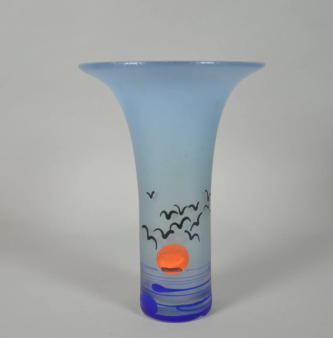 FINN LYNGGAARD. VASE. — Art glass — Colombos